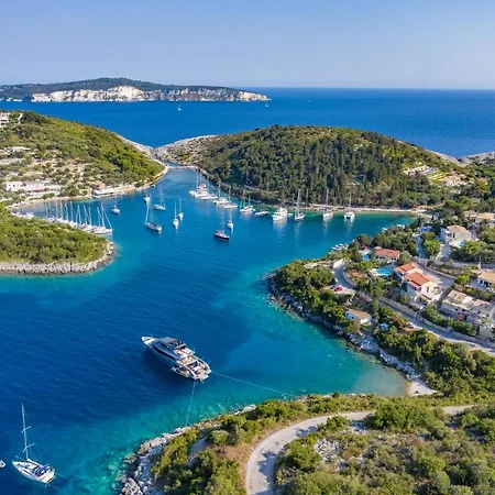 Jean Luc By About Paxos *